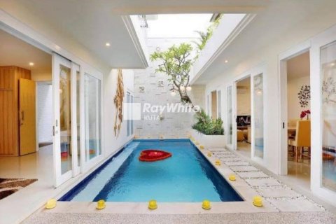 2 bedrooms Villa in Canggu, Indonesia No. 23462 17