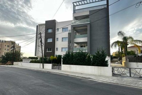 2 dormitorios Apartment en Germasogeia, Cyprus No. 32433 3