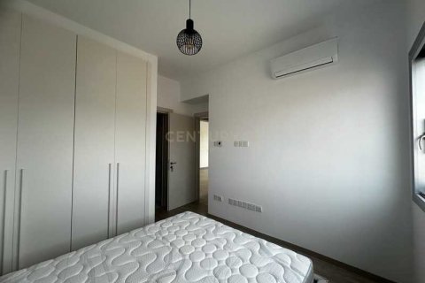 2 dormitorios Apartment en Germasogeia, Cyprus No. 32433 13