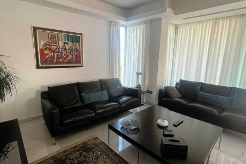 3 dormitorios Penthouse en Limassol, Cyprus No. 70129 4