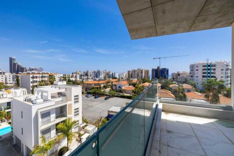 3 dormitorios Penthouse en Limassol, Cyprus No. 43787 16