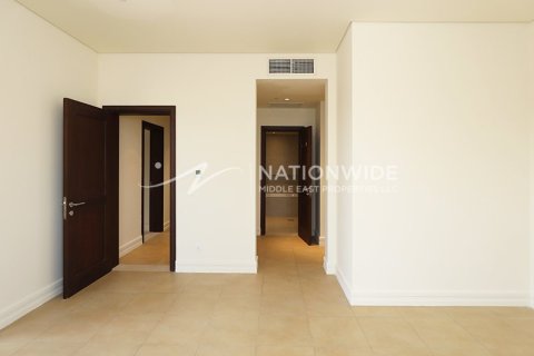 3 dormitorios Apartment en  Saadiyat Island, UAE No. 3703 8