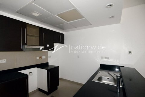 2 bedrooms Villa in Abu Dhabi, UAE No. 3702 9