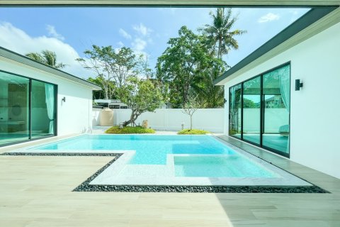 5 bedrooms Villa in Phuket, Thailand No. 1995 3