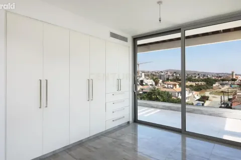 3 dormitorios Apartment en Germasogeia, Cyprus No. 40493 3