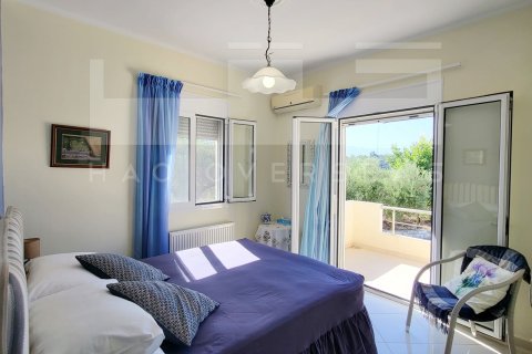 3 bedrooms Villa in Crete, Greece No. 24410 25