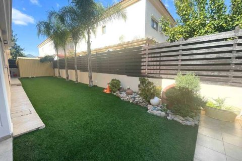 3 bedrooms House in Limassol, Cyprus No. 78009 2