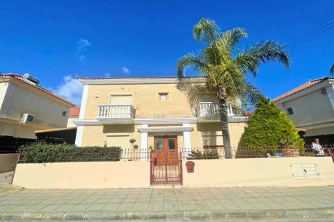 3 bedrooms House in Limassol, Cyprus No. 78009 1