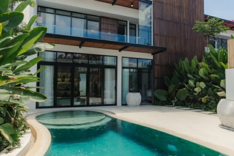 3 bedrooms Villa in Canggu, Indonesia No. 23400 1