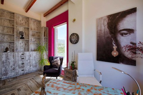 5 bedrooms Villa in Chania, Greece No. 23872 28