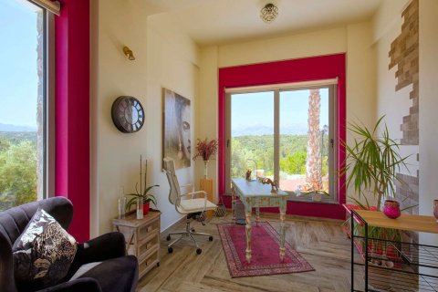 5 bedrooms Villa in Chania, Greece No. 23872 27