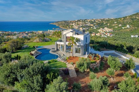 5 bedrooms Villa in Chania, Greece No. 23872 1