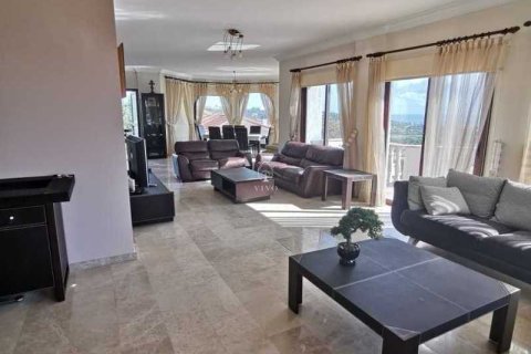 5 bedrooms House in Agios Athanasios, Cyprus No. 77303 15