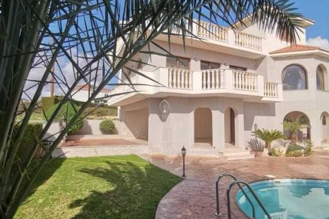 5 bedrooms House in Agios Athanasios, Cyprus No. 77303 5