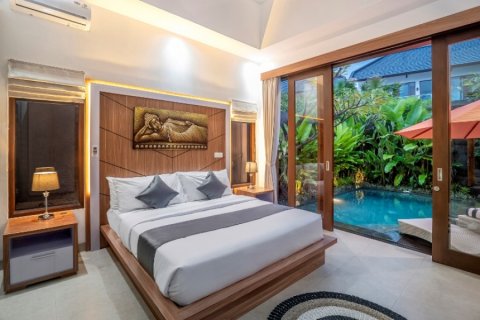 2 bedrooms Villa in Seminyak, Indonesia No. 22707 7