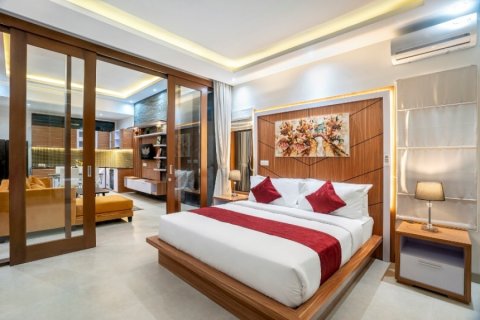 2 bedrooms Villa in Seminyak, Indonesia No. 22707 15