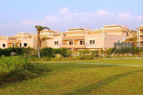 6 dormitorios Villa en Al Shorouk City, Egypt No. 39031 1