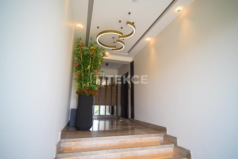 4+1 Apartment en Izmir, Turkey No. 21919 9