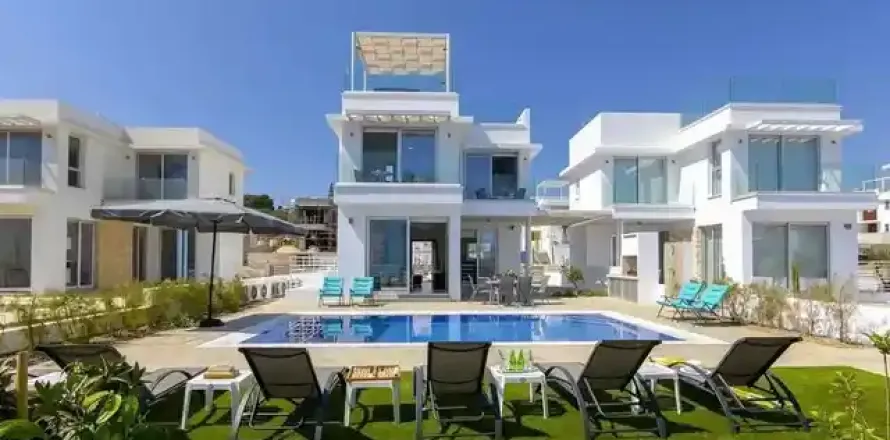 3 bedrooms Villa in Protaras, Cyprus No. 40122