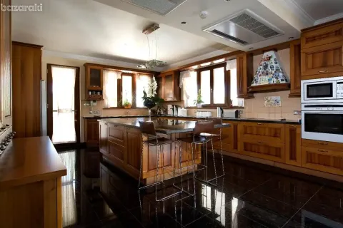 8 bedrooms Villa in Mazotos, Cyprus No. 40118 3