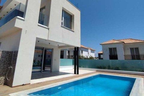 4 bedrooms Villa in Ayia Napa, Cyprus No. 76203 1