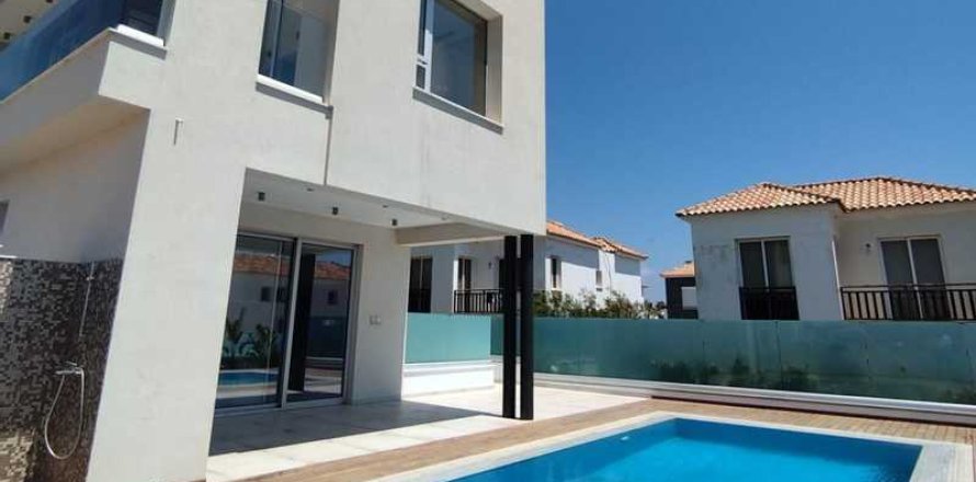 4 bedrooms Villa in Ayia Napa, Cyprus No. 76203