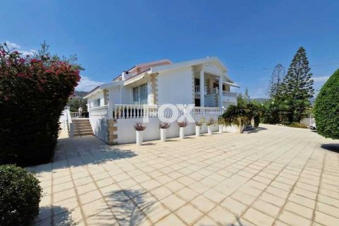 5 bedrooms Villa in Parekklisia, Cyprus No. 76205 8