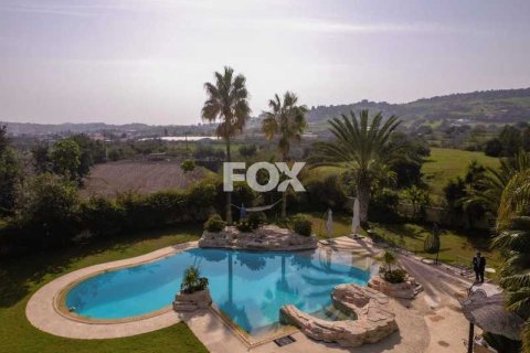 5 bedrooms Villa in Parekklisia, Cyprus No. 76205 7