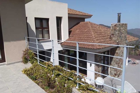 3 bedrooms House in Kalopanayiotis, Cyprus No. 31314 2