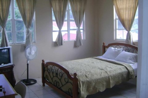 24 rooms Commercial property in Portsmouth, Dominica No. 66255 4