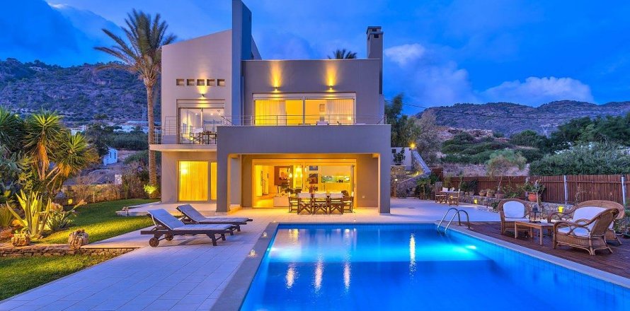 4 bedrooms Villa in Lasithi, Greece No. 24084