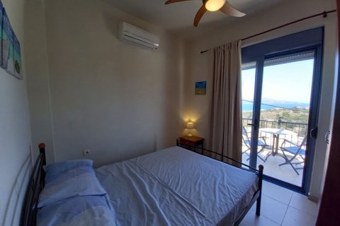 2 bedrooms Villa in Chania, Greece No. 24012 10