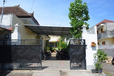 18 bedrooms House in Jimbaran, Indonesia No. 22807 1