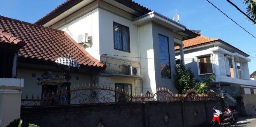 5 bedrooms House in Denpasar, Indonesia No. 22740