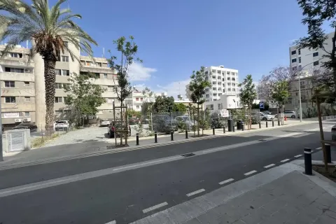 653m² Land en Nicosia, Cyprus No. 43884 8