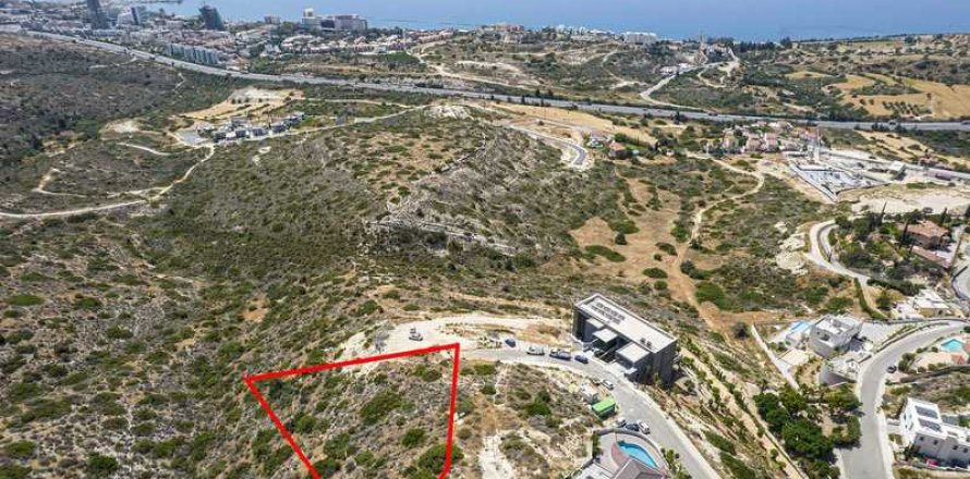 1402m² Land à Agios Tychonas, Cyprus No. 43883