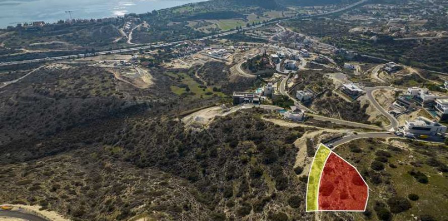 1402m² Land à Agios Tychonas, Cyprus No. 43883