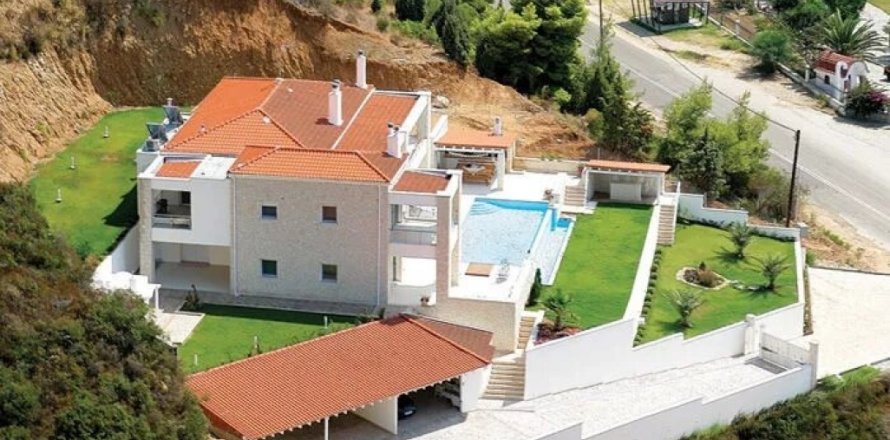 4 bedrooms Villa in Central Macedonia, Greece No. 52527