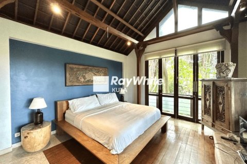 5 bedrooms Villa in Kerobokan, Indonesia No. 22957 10