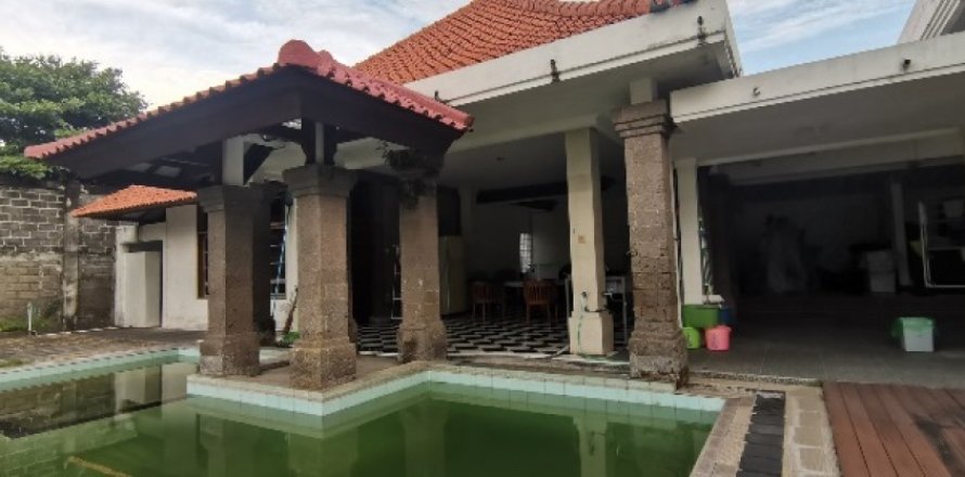 5 bedrooms House in Denpasar, Indonesia No. 22909