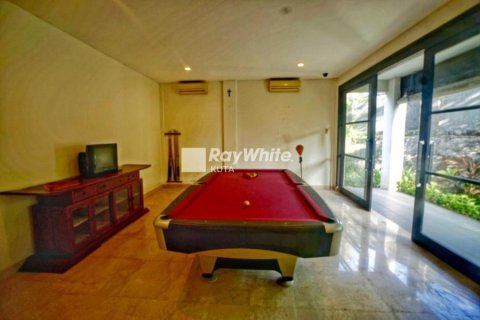 6 bedrooms Villa in Jimbaran, Indonesia No. 22911 13