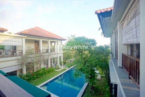 6 bedrooms Villa in Jimbaran, Indonesia No. 22911 17