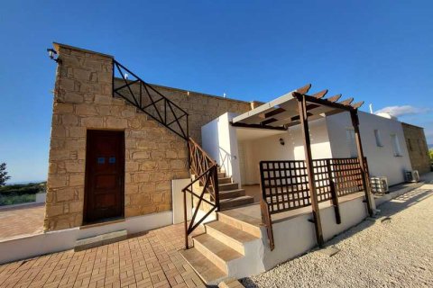 5 bedrooms Villa in Polis, Cyprus No. 28611 3