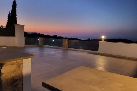 5 bedrooms Villa in Polis, Cyprus No. 28611 8