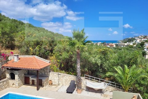 4 bedrooms Villa in Crete, Greece No. 24407 2