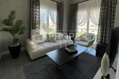 5 rooms Apartment in Beylikduezue, Turkey No. 13093 25