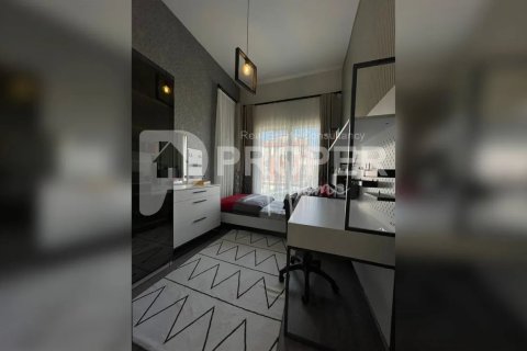 5 rooms Apartment in Beylikduezue, Turkey No. 13093 20