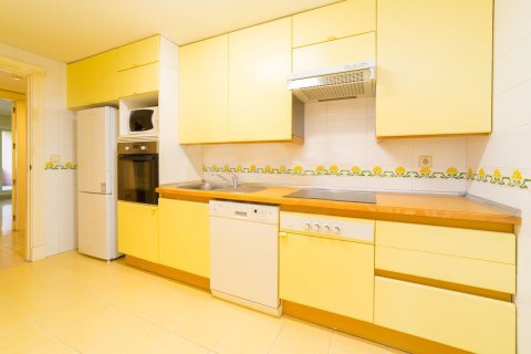 2 dormitorios Apartment en Madrid, Spain No. 26051 5