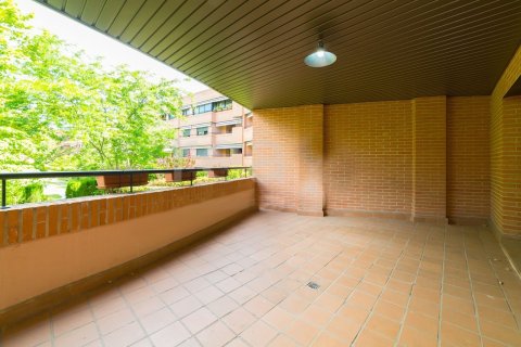 2 dormitorios Apartment en Madrid, Spain No. 26051 2