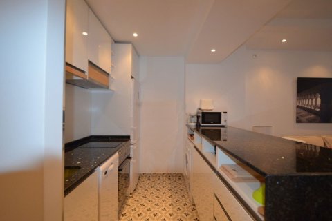 2 bedrooms Apartment in Madrid, Spain No. 26049 5